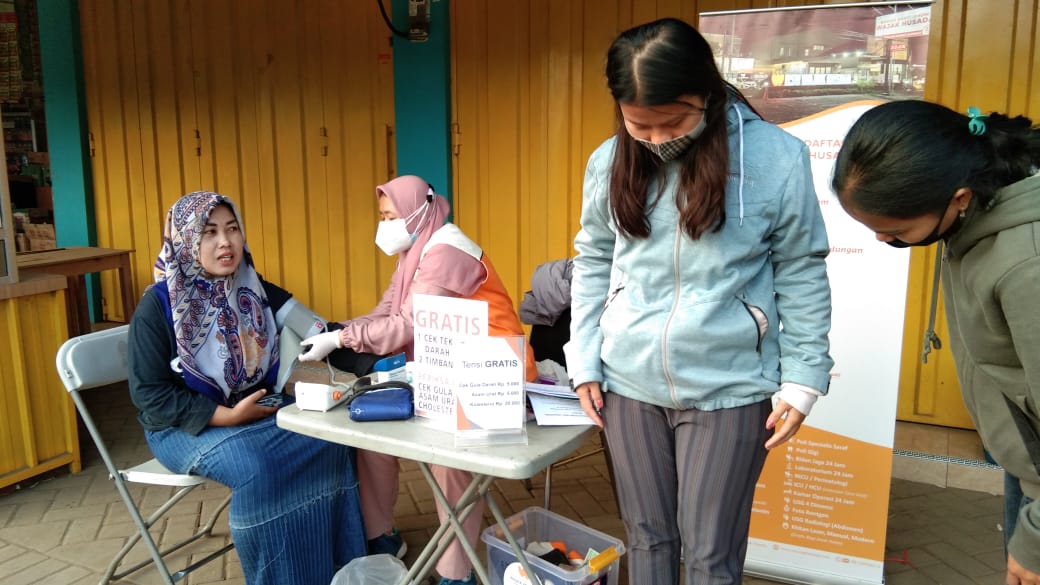 Kegiatan Wajak Husada on The Road di Pasar